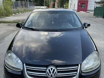 Volkswagen Jetta 1.6 AT, 2009, 225 000 км, с пробегом, цена 450 000 руб.