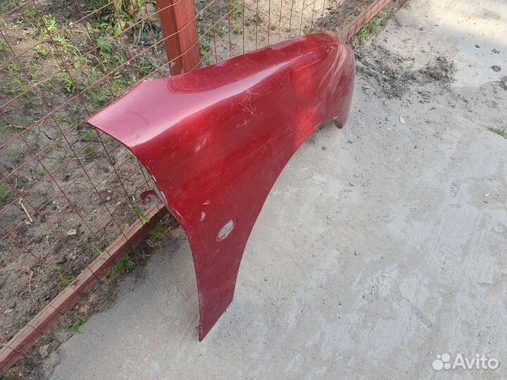 Крыло правое переднее peugeot 206