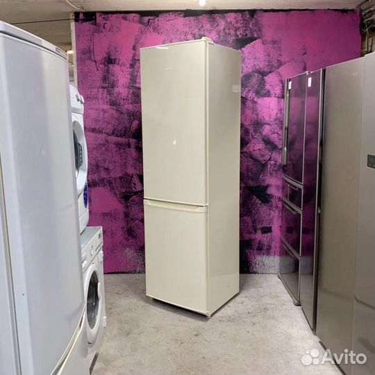 Холодильник бу высокий двухкамерный Nord