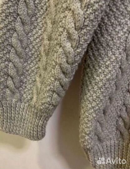 Тёплый шерстяной джемпер,привезён из Скандинавии