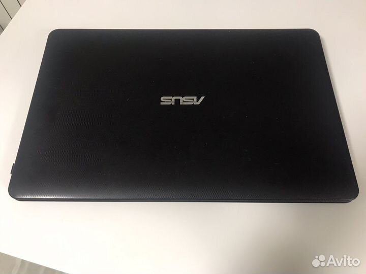 Ноутбук asus