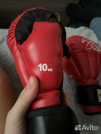 Перчатки для рукопашного боя 10 OZ
