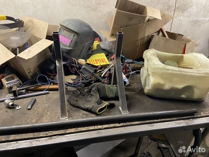 Турник настенный