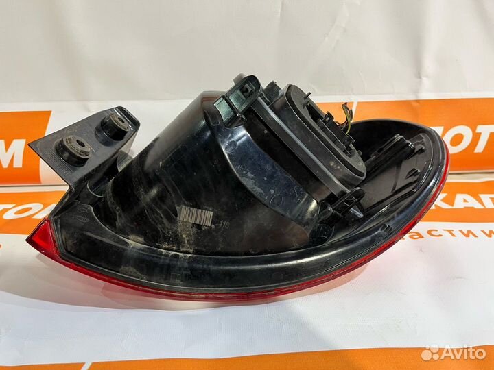 Фонарь задний левый Volkswagen Tiguan 2008