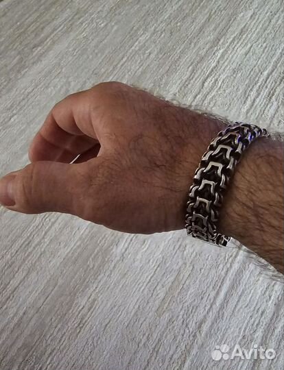 Серебряный браслет мужской