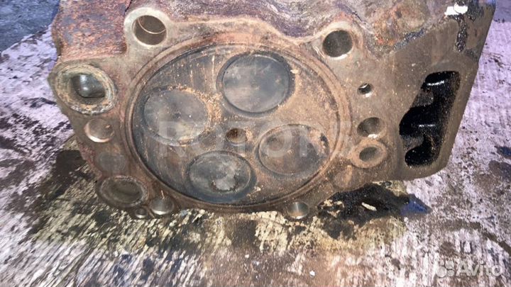 Головка блока цилиндров Scania R 5 2004 1909204