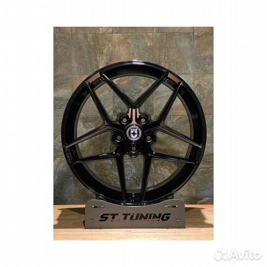 Литые диски 8.5x19 5x120 72.6 ET25 Sakura Wheels YA9560 Black