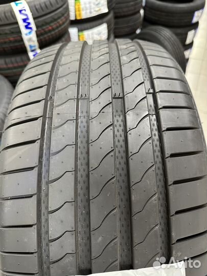 Landsail Rapid Dragon 235/40 R18 95W