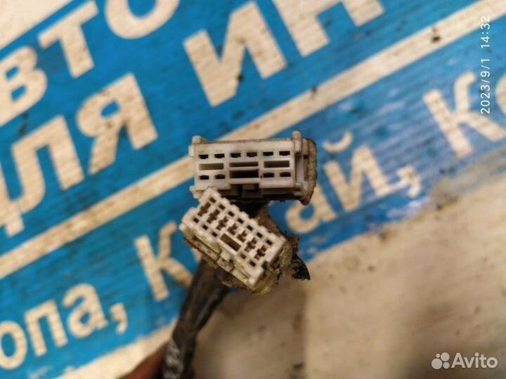 Проводка двери перед. Nissan Maxima 00-06