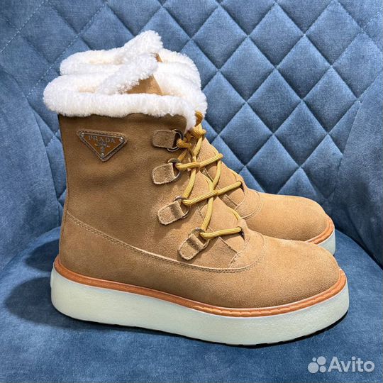 Ботинки Prada зимние