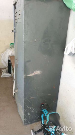 Шкаф металлический