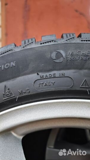 Michelin X-Ice North 4 205/60 R16 94T