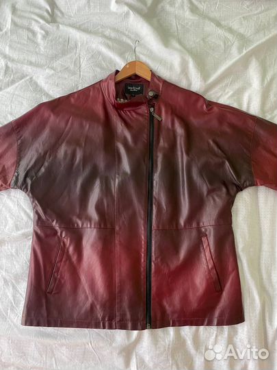 Ветровка женская