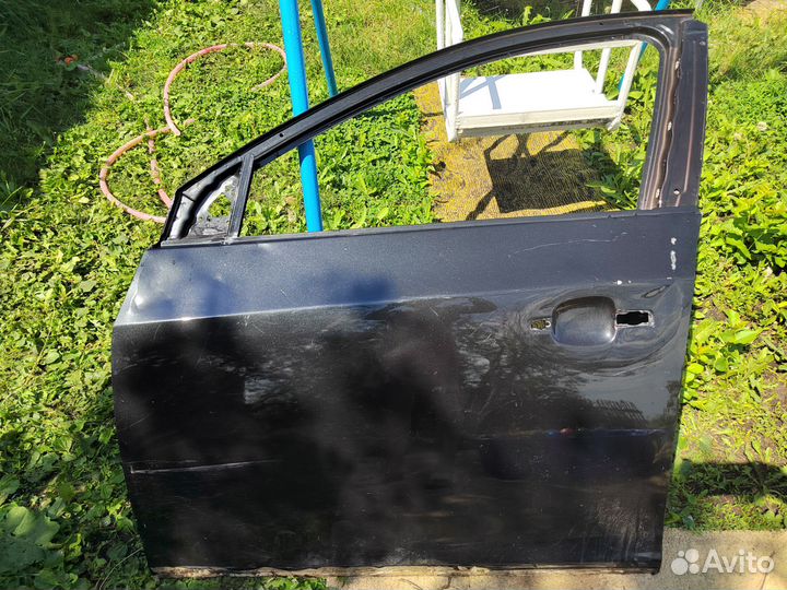 Передняя левая дверь на Шевроле Круз
