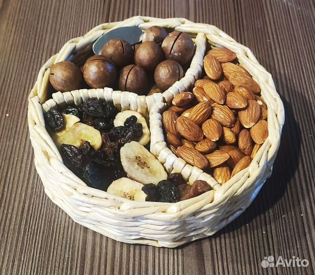 Плетеные изделия из бумажной лозы