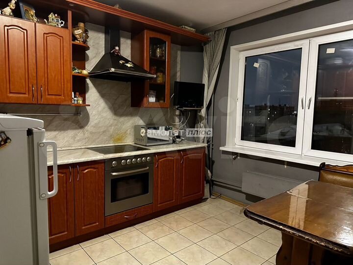 2-к. квартира, 53 м², 8/9 эт.