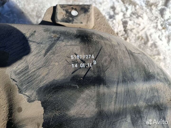 Топливный бак/бензобака Fiat Linea