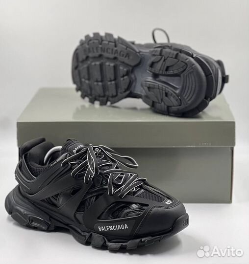 Balenciaga Track 1 black