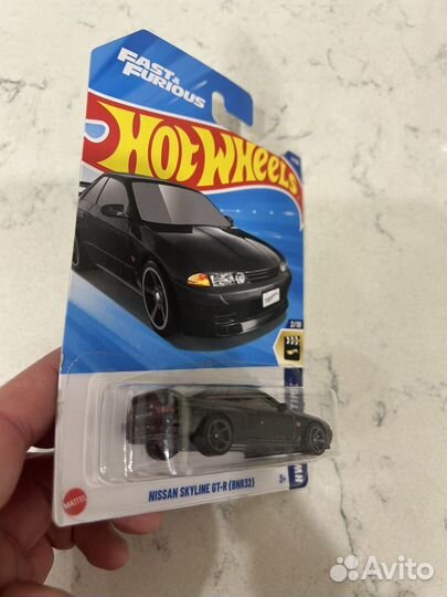 Hot wheels nissan skyline r32 2025