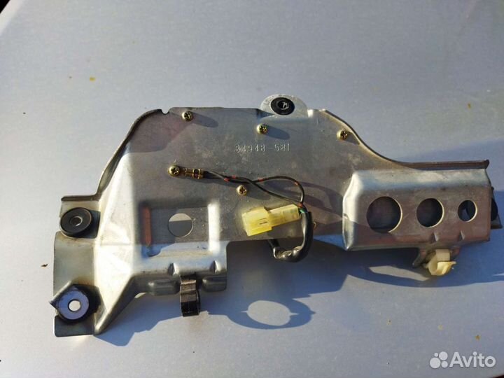 Моторчик стеклоочистителя Subaru Impreza