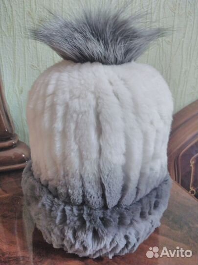 Шапка зимняя женская новая