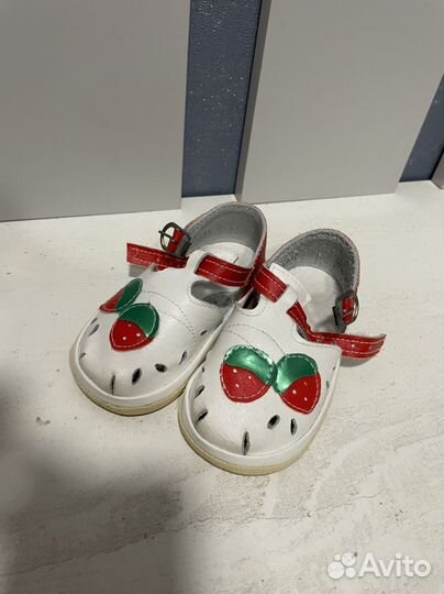 Сандали для девочки