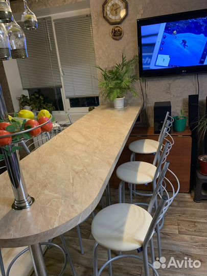 Барная стойка бу со стульями