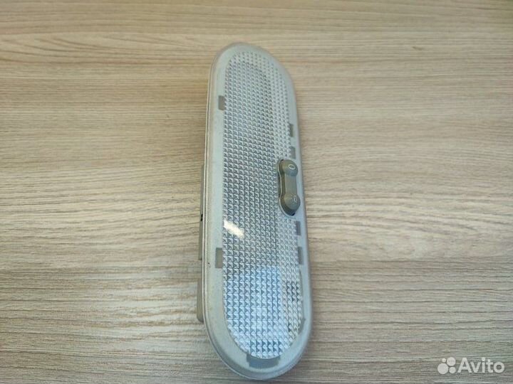 Плафон освещения салона передний Renault Logan