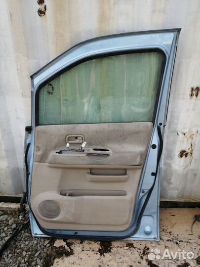 Дверь передняя правая Nissan Serena C24