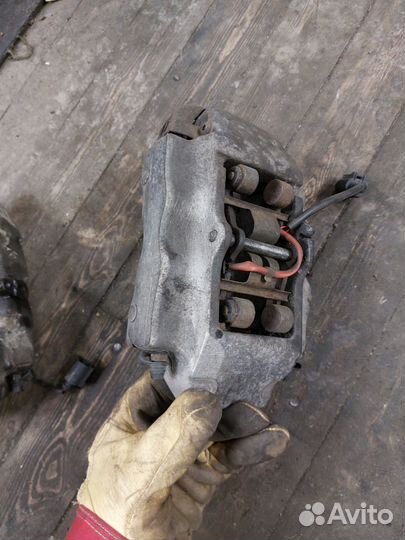 Суппорта brembo 4 поршня audi q7