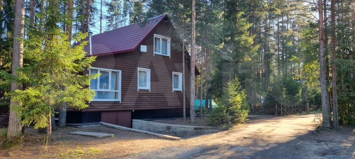 Дом 190 м² на участке 15 сот.