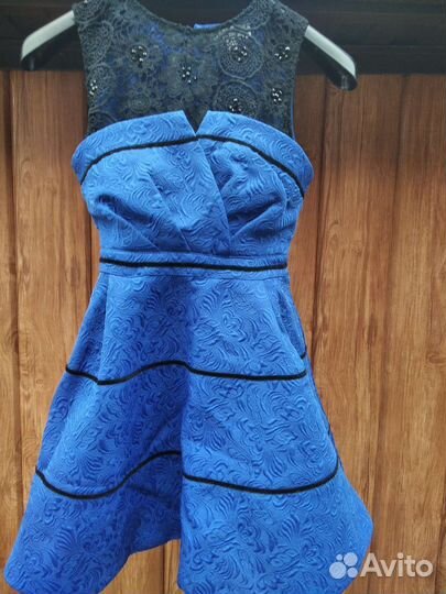 Вечернее платье