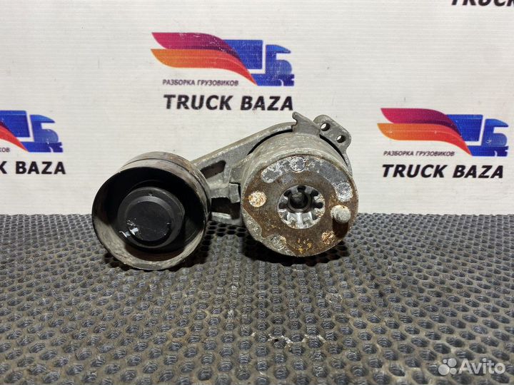 Ролик-натяжитель ручейкового ремня