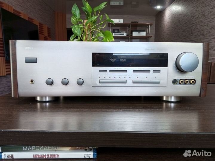 Усилитель Yamaha AVX-1000DSP, Япония, 100 вольт