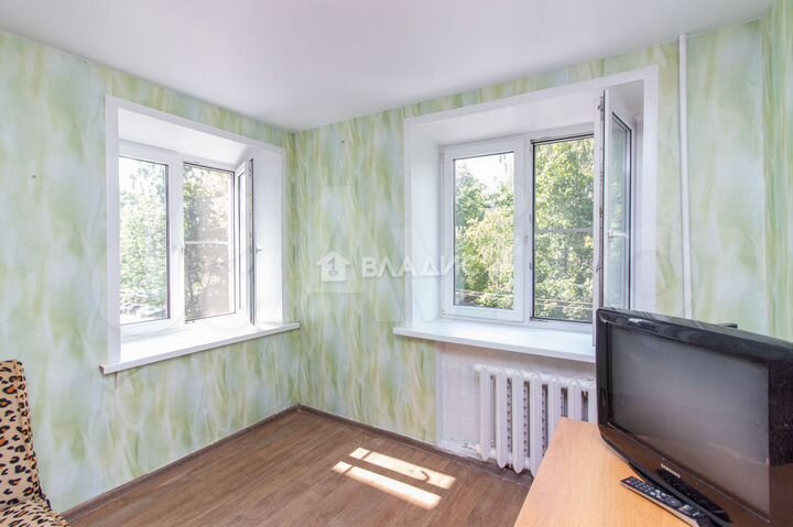 Комната 16 м² в 5-к., 3/6 эт.