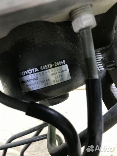 Блок ABS 44510-24060 на Toyota Mark Ii GX105 1G-FE