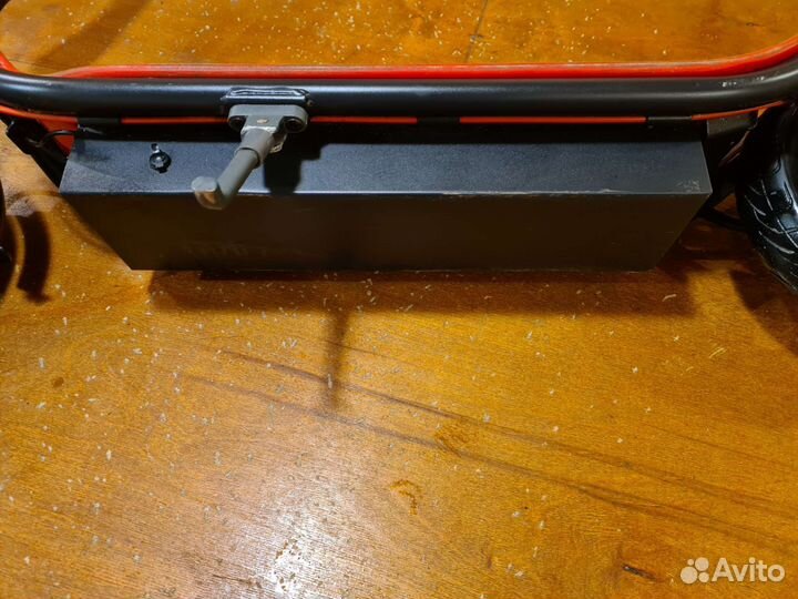 Электросамокат (2021.г) mizar glock