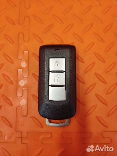 Ключ зажигания Mitsubishi Pajero Sport джип/KS0W