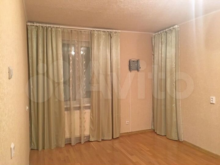 1-к. квартира, 38 м², 3/6 эт.