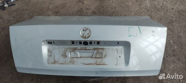 Крышка багажника Volkswagen Passat B5