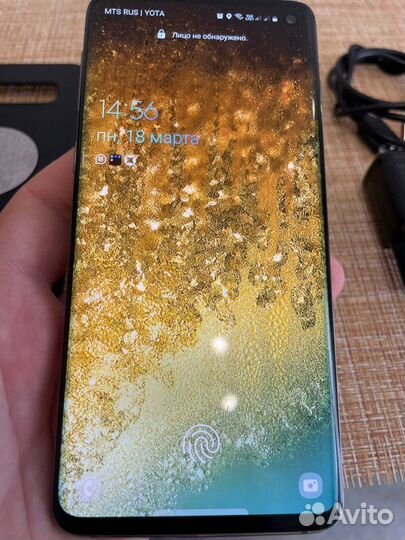 Samsung Galaxy S10, 8/128 ГБ