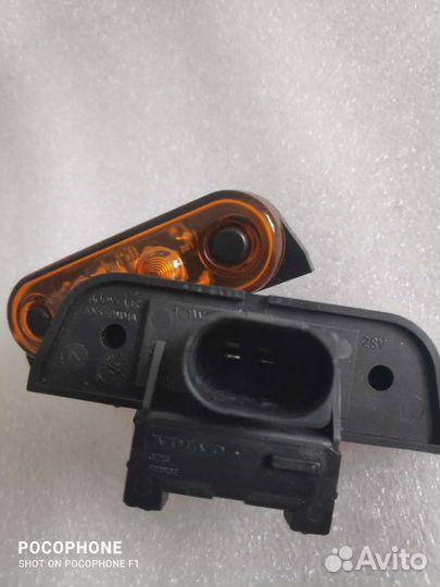 Фонарь габаритный желтый прямоугольный светодиодны