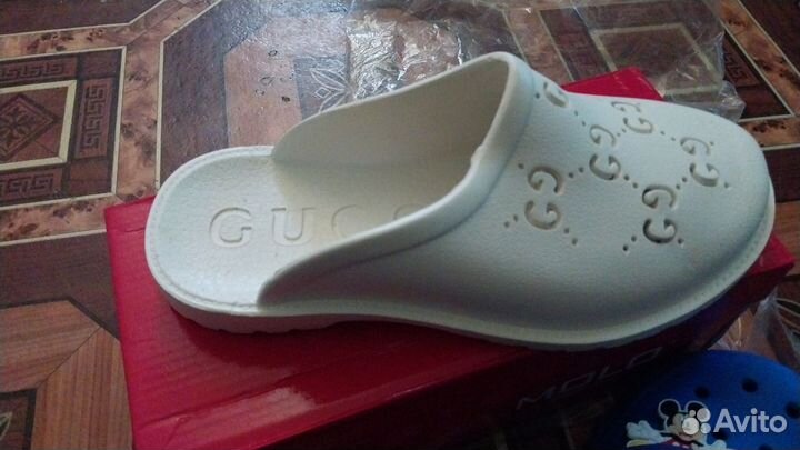 Женская и детская обувь новая