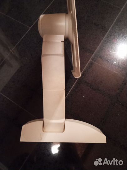 Кронштейн-подставка для телевизора, монитора