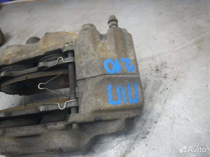 Суппорт передний правый Toyota Lc Prado 120 1GR