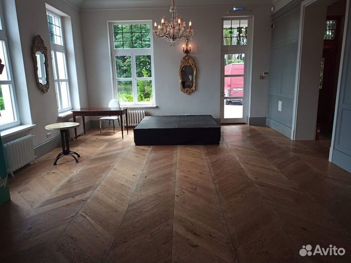 Подиум, сцена в аренду