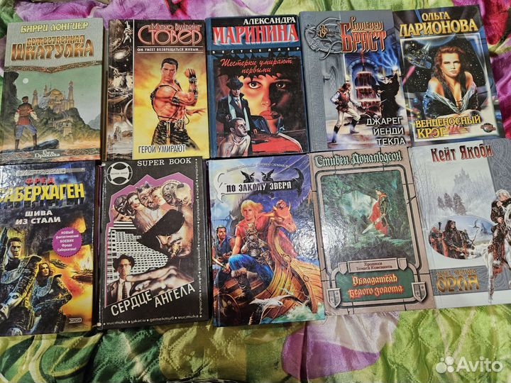 Книги фантастика, боевики, триллер, детектив