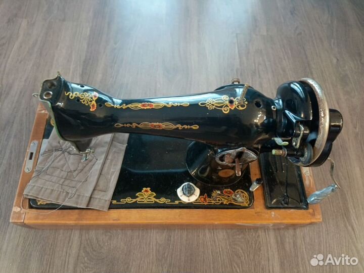 Швейная машинка ручная пмз им. Калинина