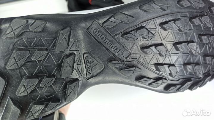 Кроссовки adidas