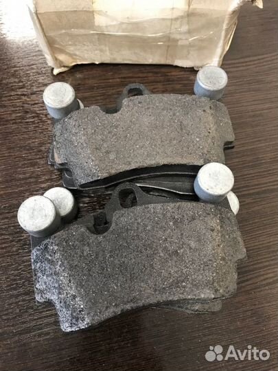 Колодки тормозные задние Porsche Cayenne 955